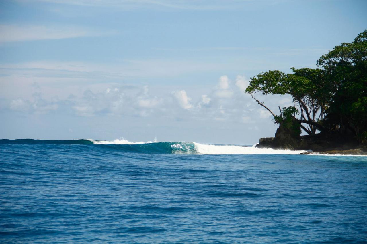 Hidden Bay Resort Mentawais Masokut Luaran gambar