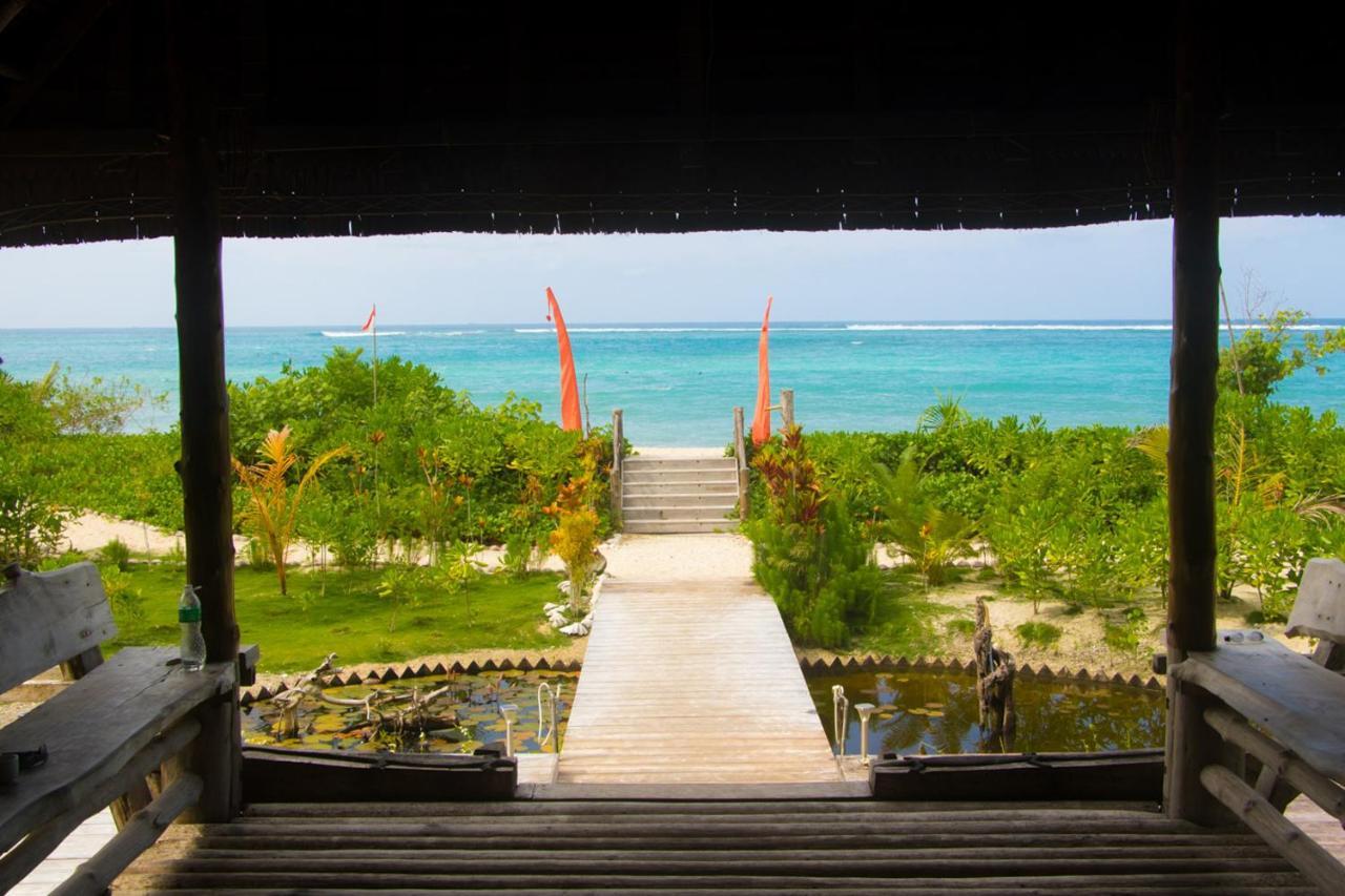 Hidden Bay Resort Mentawais Masokut Luaran gambar